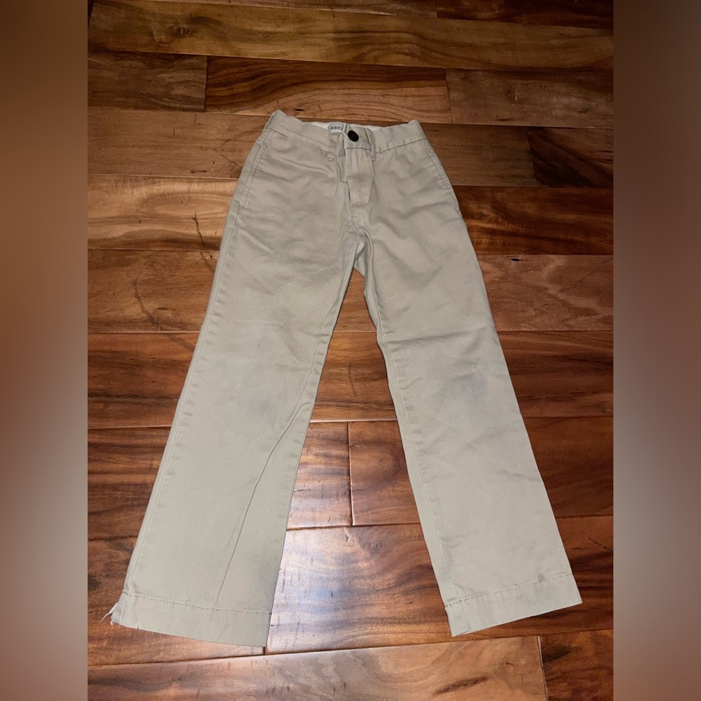 Gap boys khaki pants
boys size 7 slim